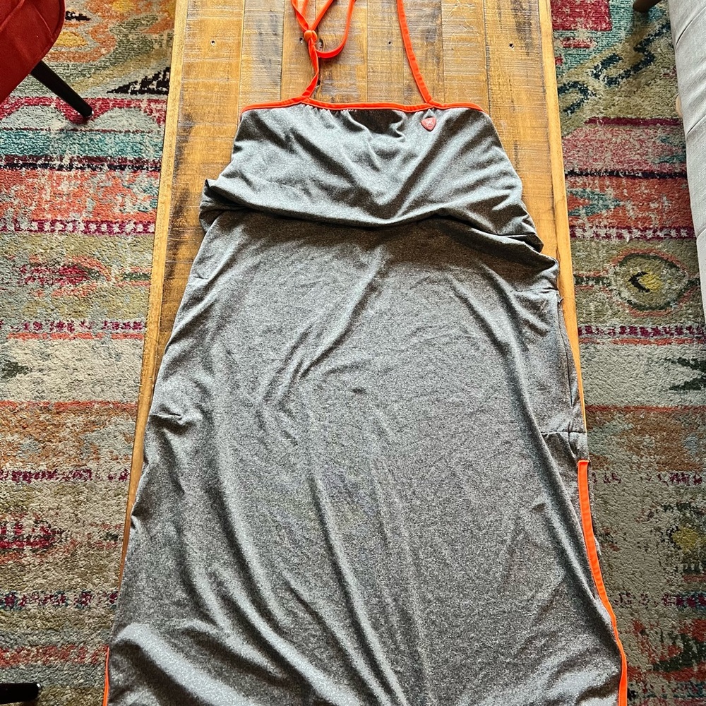 Gray and Orange UnDress